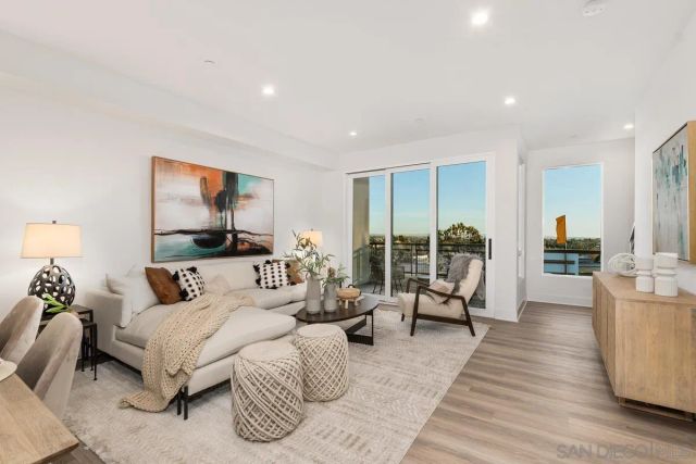 1045 32nd St 4, San Diego, CA 92102