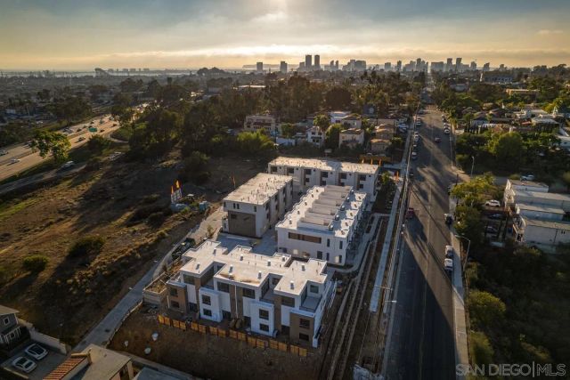 1045 32nd St 4, San Diego, CA 92102