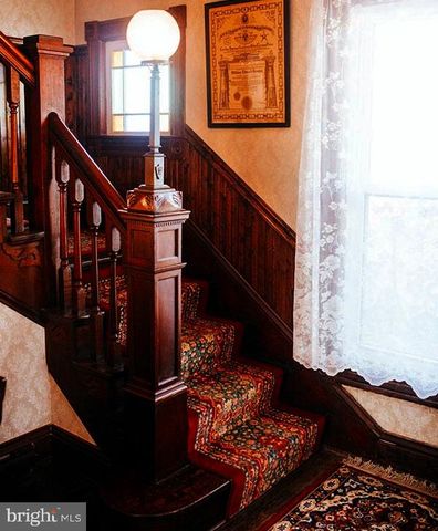 4141 MAIN ST, Chincoteague Island, VA 23336