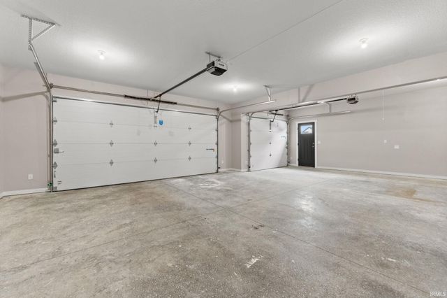 1265 Switchfoot Drive, Huntertown, IN 46748