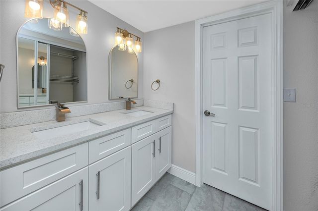 7510 SUNSHINE SKYWAY LANE S P4, St Petersburg, FL 33711