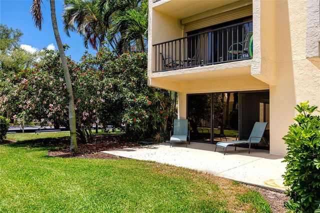 7510 SUNSHINE SKYWAY LANE S P4, St Petersburg, FL 33711
