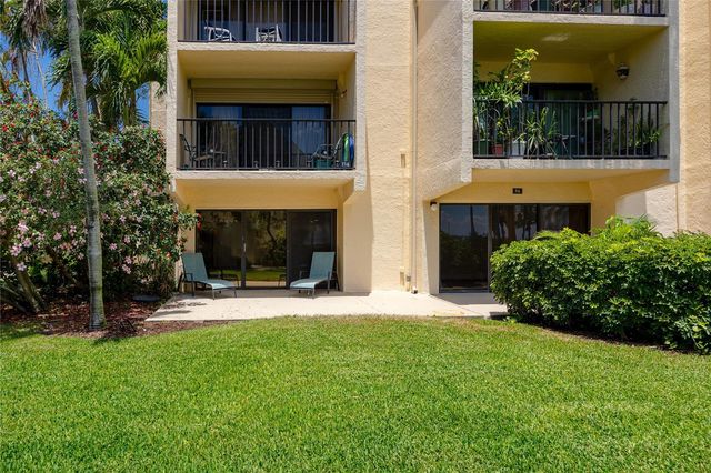 7510 SUNSHINE SKYWAY LANE S P4, St Petersburg, FL 33711