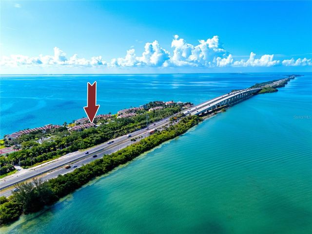 7510 SUNSHINE SKYWAY LANE S P4, St Petersburg, FL 33711