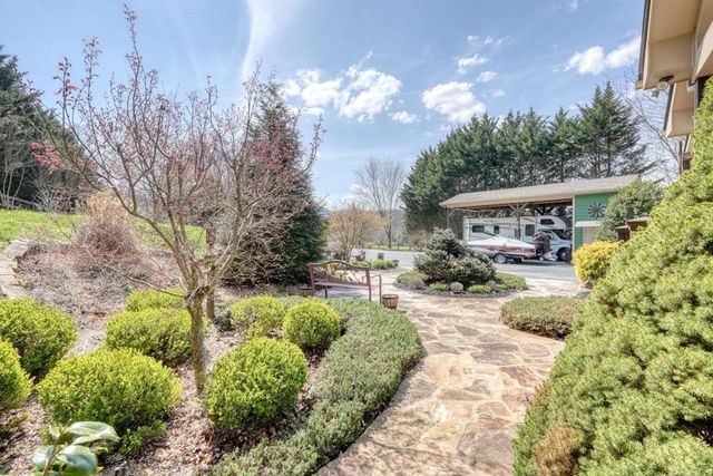 2561 Dune Road, Hiawassee, GA 30546