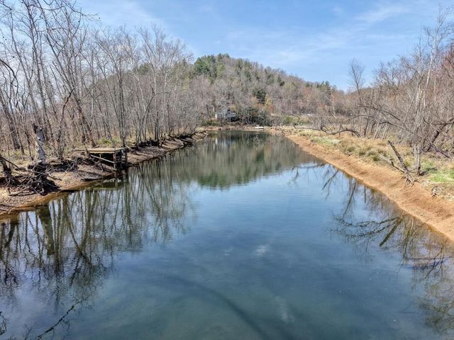 2561 Dune Road, Hiawassee, GA 30546