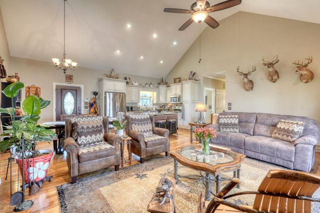 2561 Dune Road, Hiawassee, GA 30546