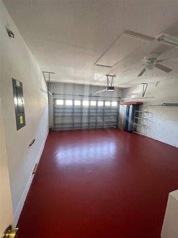 218 N HAMPTON DRIVE, Davenport, FL 33897