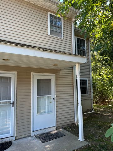 92 Hamden Avenue APT 1, Waterbury, CT 06704