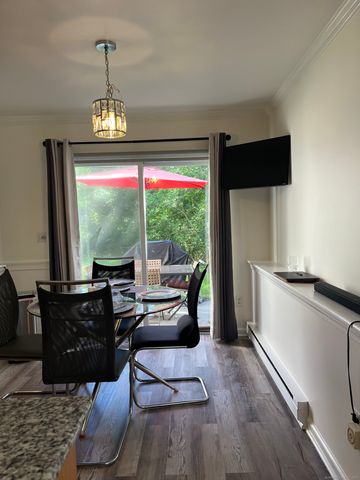 92 Hamden Avenue APT 1, Waterbury, CT 06704