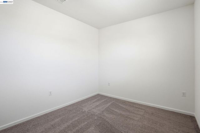 16047 Pirates Cove Ln, Lathrop, CA 95330