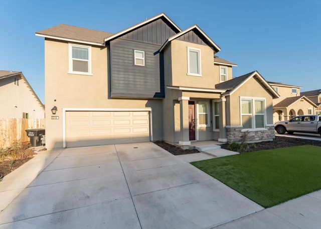 2242 S Manzanita Court, Visalia, CA 93292