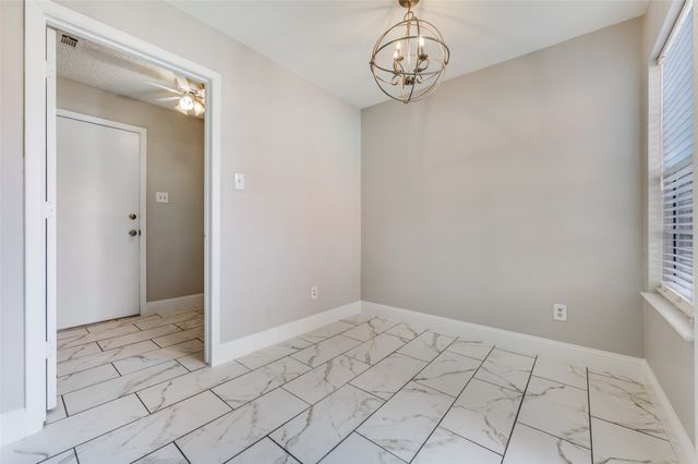 3808 E Runge Court E, Irving, TX 75038