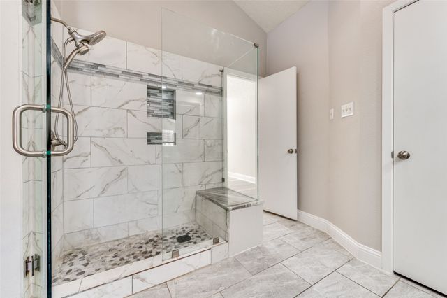 3808 E Runge Court E, Irving, TX 75038