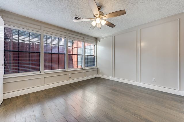 3808 E Runge Court E, Irving, TX 75038