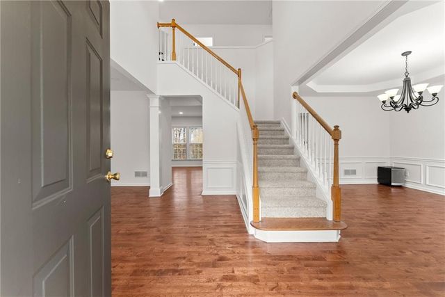 5157 Wellisford Court, Suwanee, GA 30024