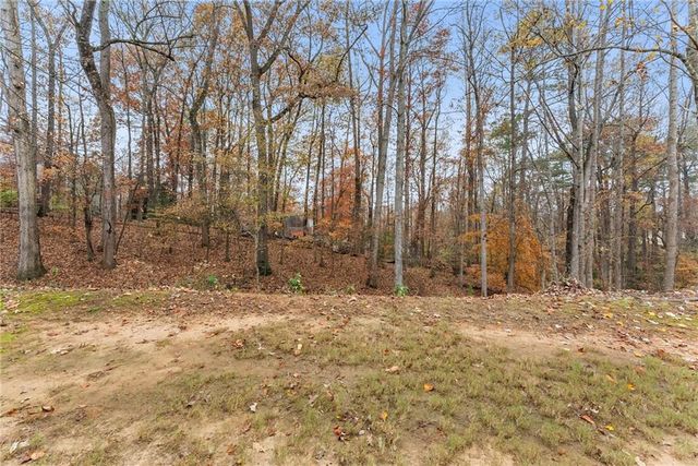 5157 Wellisford Court, Suwanee, GA 30024