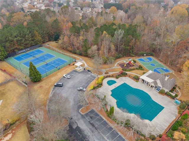 5157 Wellisford Court, Suwanee, GA 30024