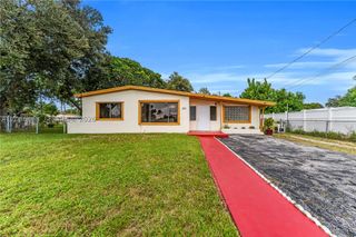 4220 SW 36th St ., West Park, FL 33023