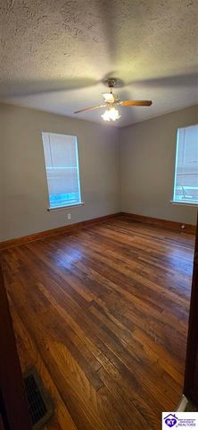 304 Brown Street, Vine Grove, KY 40175