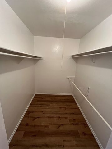 2133 Quail Hollow Drive, Grand Prairie, TX 75051