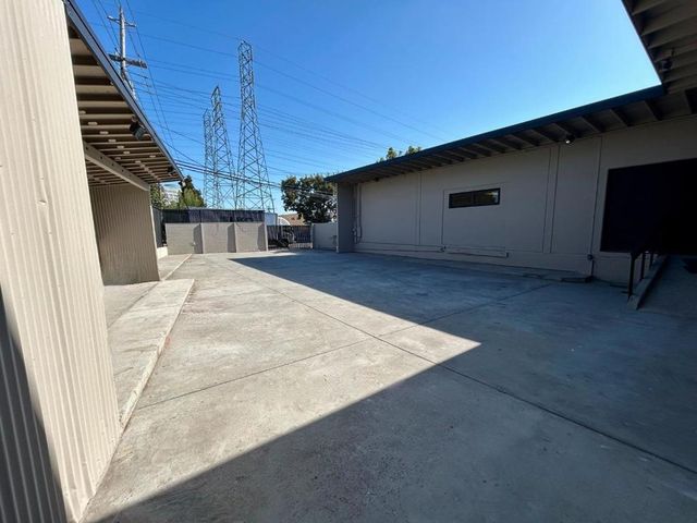 1395 Marsten Road, Burlingame, CA 94010