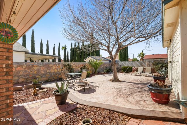 2405 Tierra Mia Way, El Paso, TX 79938