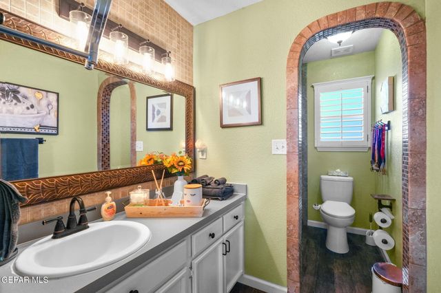 2405 Tierra Mia Way, El Paso, TX 79938