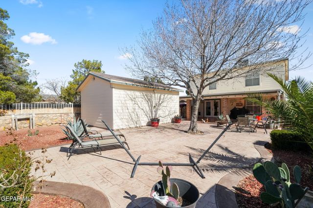 2405 Tierra Mia Way, El Paso, TX 79938