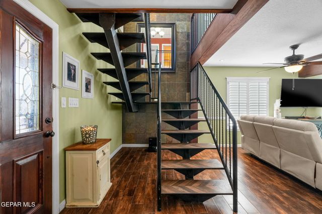 2405 Tierra Mia Way, El Paso, TX 79938