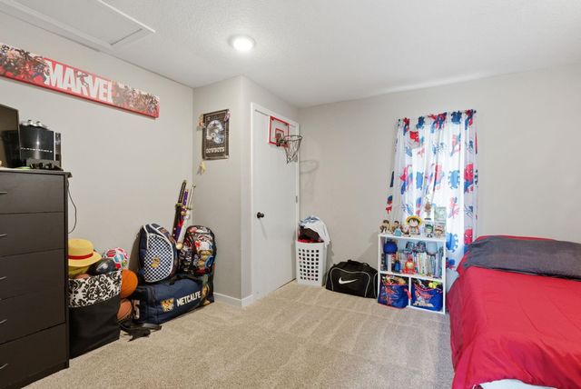 1836 S Bonn, Wichita, KS 67213