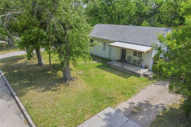 1836 S Bonn, Wichita, KS 67213