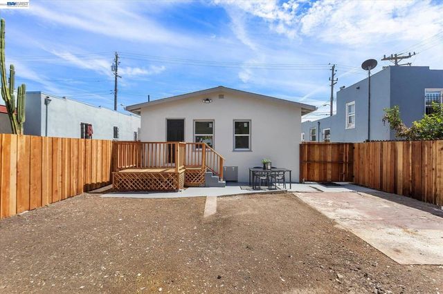 1707 78Th Ave, Oakland, CA 94621