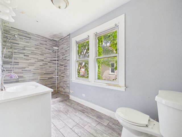 12047 S Michigan Avenue, Chicago, IL 60628
