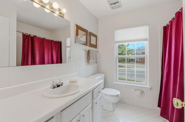 2710 ROLLINS RD A-3, Columbia, MO 65203