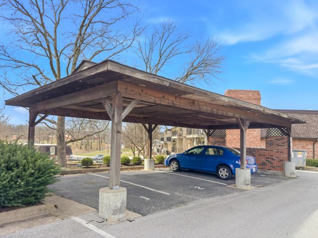 2710 ROLLINS RD A-3, Columbia, MO 65203