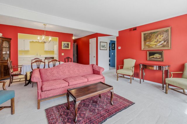 2710 ROLLINS RD A-3, Columbia, MO 65203