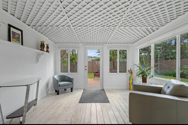 4710 NE 3rd Terrace, Oakland Park, FL 33334