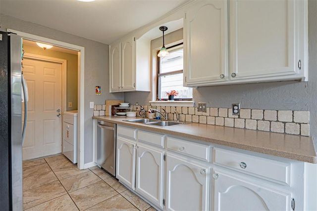 7517 NW 116th Street, Oklahoma City, OK 73162