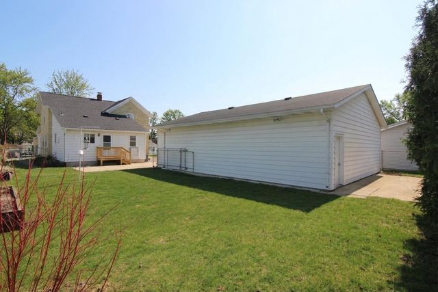 1303 S 9th STREET, Watertown, WI 53094