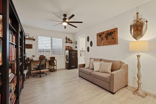 2331 Henri Ln, Lodi, CA 95242