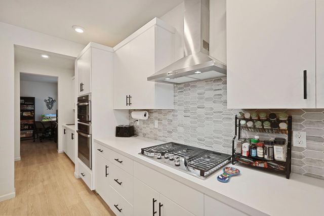 2331 Henri Ln, Lodi, CA 95242