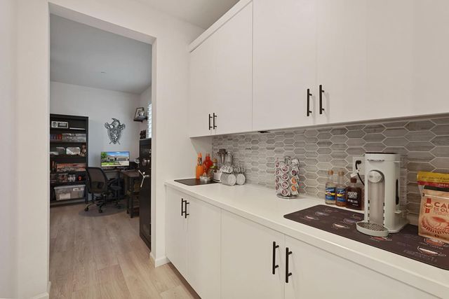2331 Henri Ln, Lodi, CA 95242