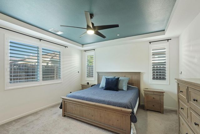 2331 Henri Ln, Lodi, CA 95242