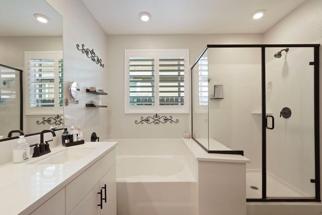 2331 Henri Ln, Lodi, CA 95242