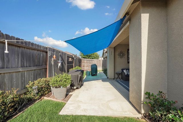 2331 Henri Ln, Lodi, CA 95242