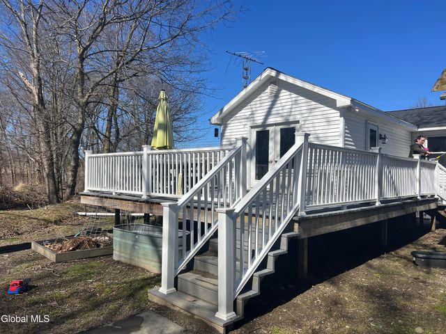 168 County Route 27B, Claverack, NY 12534
