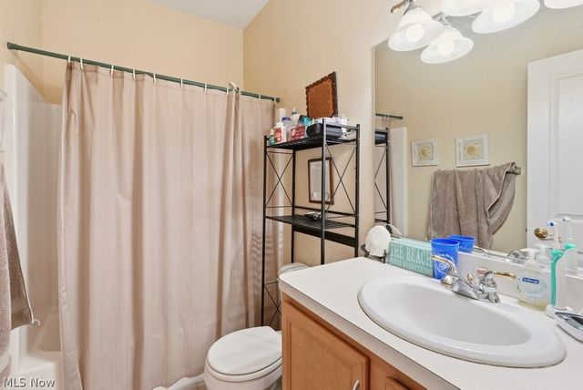 3441 Heron Court, Aurora, OH 44202