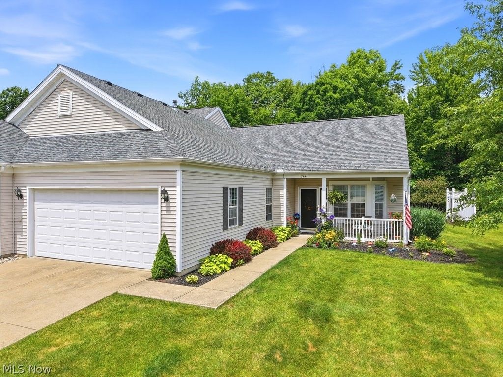 3441 Heron Court, Aurora, OH 44202