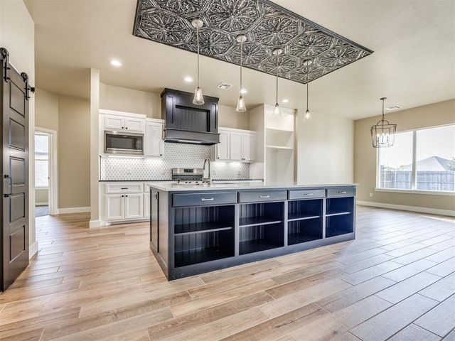 1124 NW 17th Place, Newcastle, OK 73065